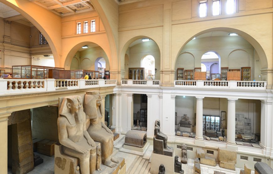 A Cairo Pyramids and Egyptian Museum Tour from Sharm by Airplane